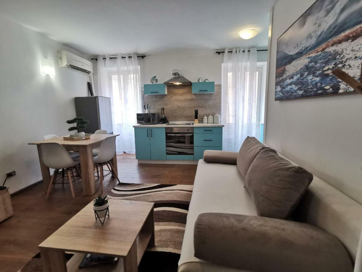 A Charming One-Bedroom Apartment In The Heart Of 'Rovinj' エクステリア 写真